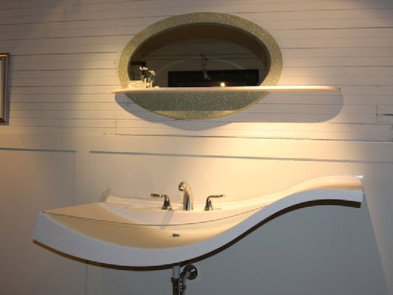 Раковина нестандартная. Необычные столешницы для ванной. Полукруглая столешница для ванной. Нестандартные раковины в ванную комнату. Раковина в ванную необычной формы.